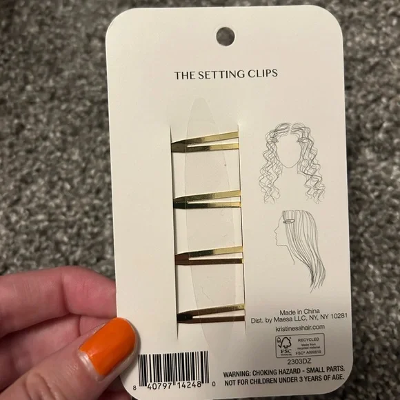 Kristiness Hair Setting Makeup Clips set of 4 NWOT - Picture 6 of 6